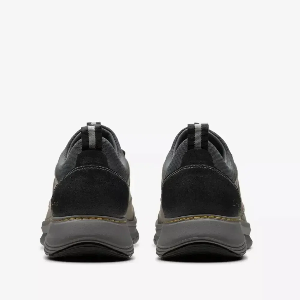 Clarks motion trek